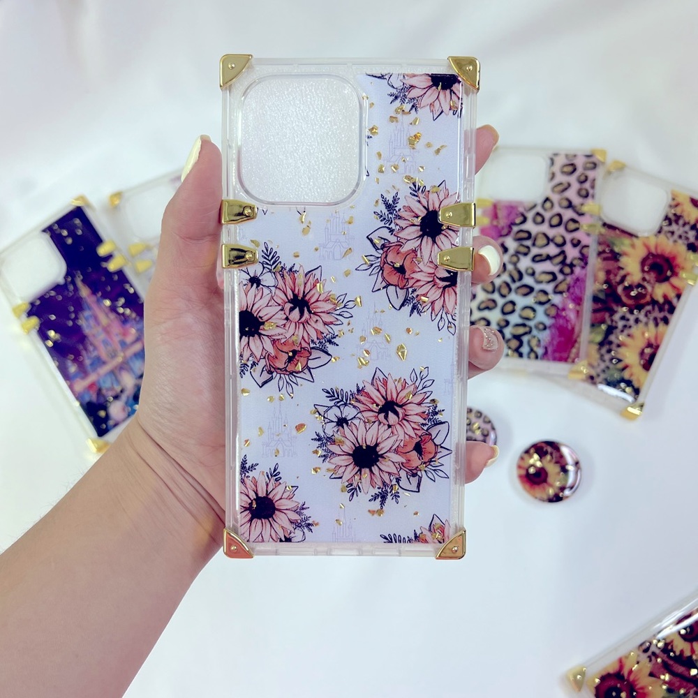 Pretty Sunflower with Castle IPhone 14 Pro Max Case
